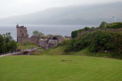Urquhart-Castle-2